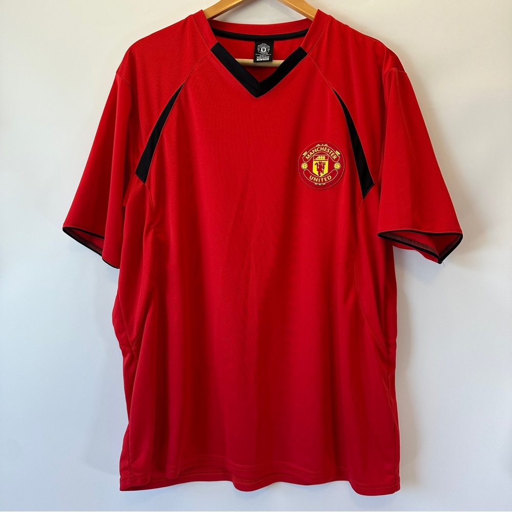 Manchester United Jersey Shirt V Neck Red Football Soccer Size‎ XL